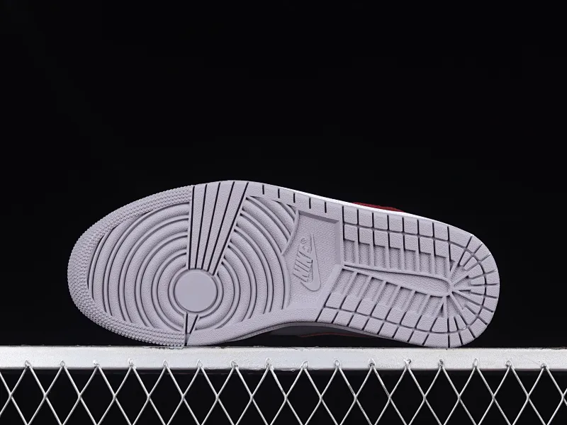 All categories Air Jordan Jordan series basketball shoes Air Jordan 1 Mid Air Jordan 1 Mid "Team Red" AJ1 Joe 1 wine red China basketball shoes DQ8426-615